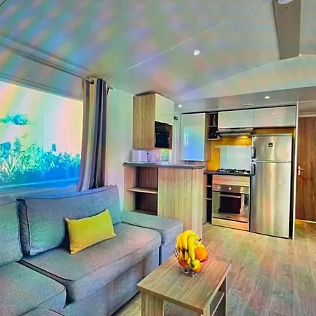 Mobile 8 Couchages *